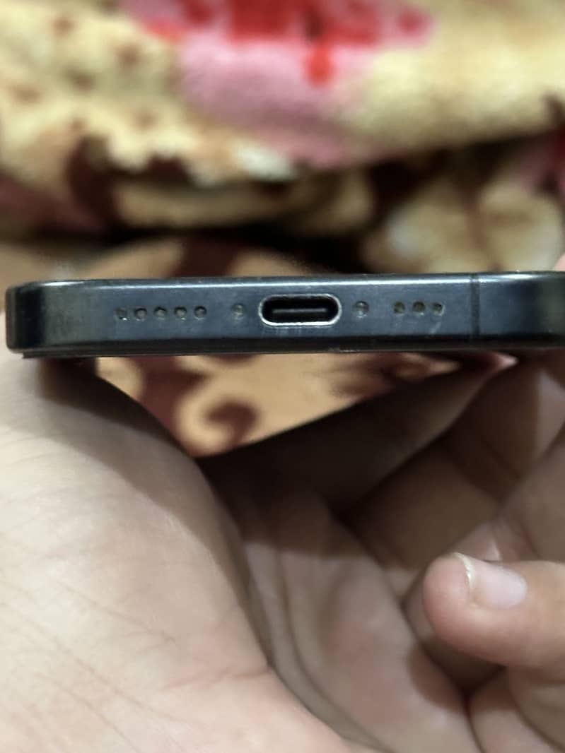 Apple iPhone 15 Pro 5