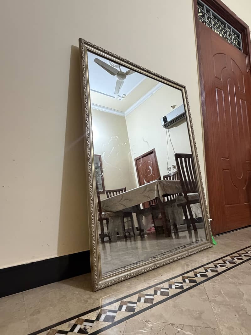 Large mirror 0