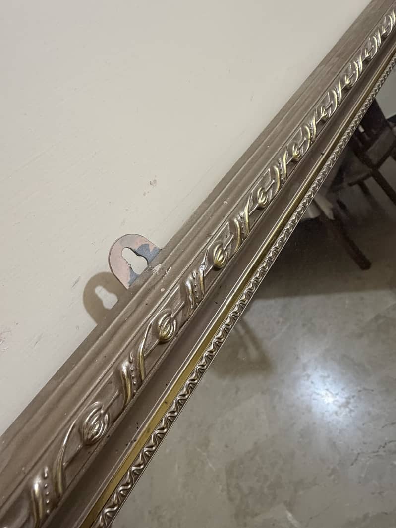 Large mirror 1