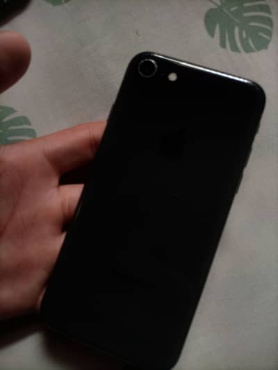 Apple iPhone 8