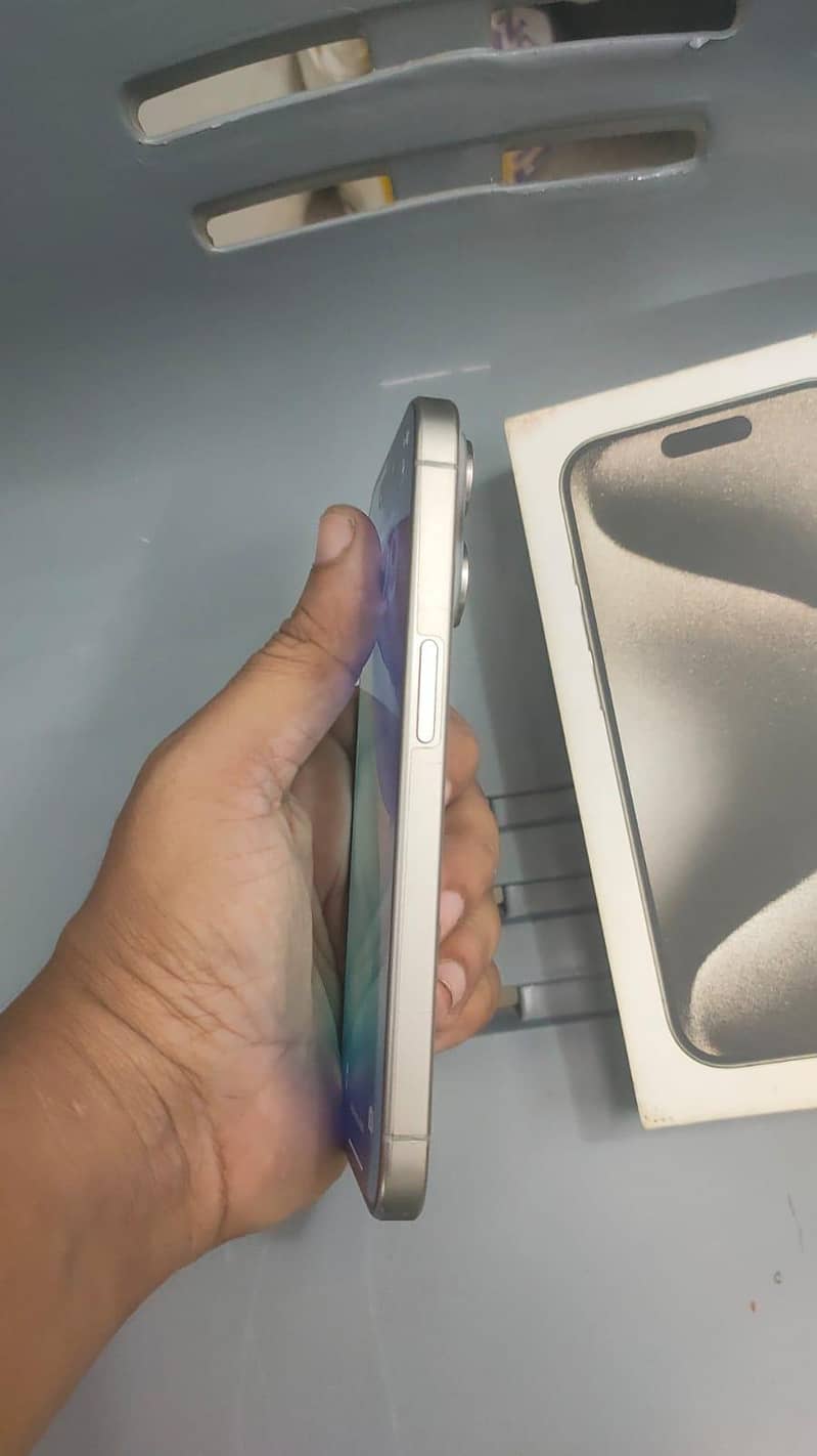 Apple iPhone 15 Pro 5