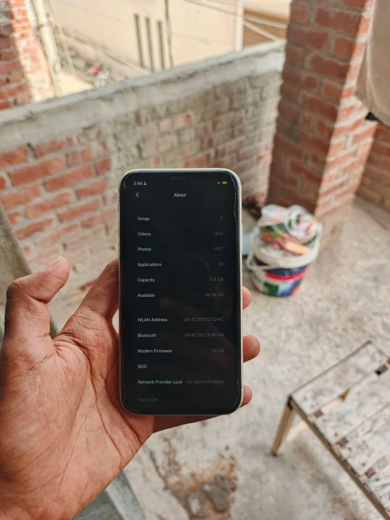 Apple iPhone 11 2