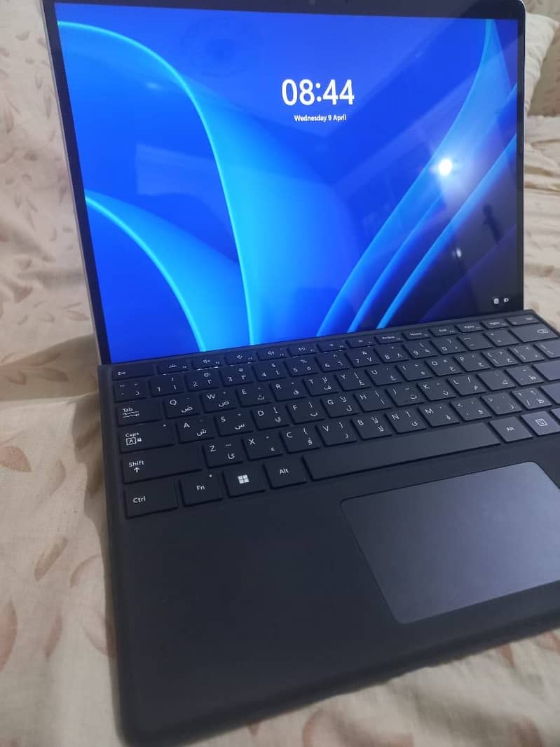 Microsoft Surface Pro 8 7