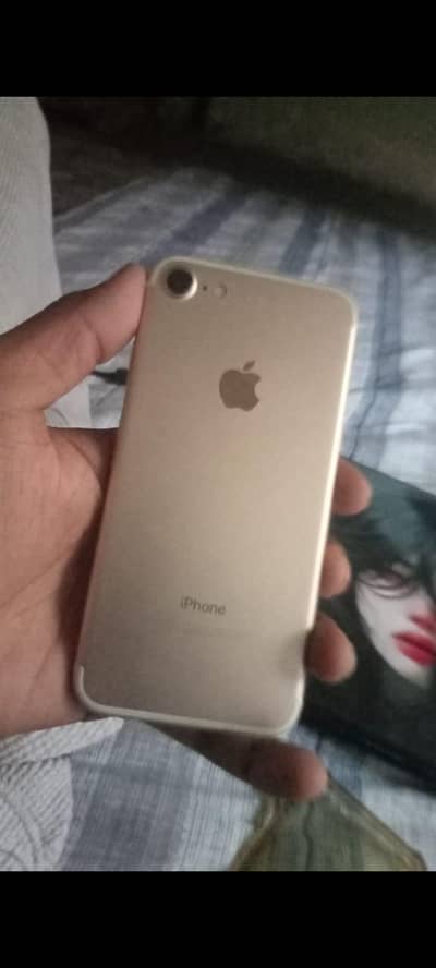 Apple iPhone 7