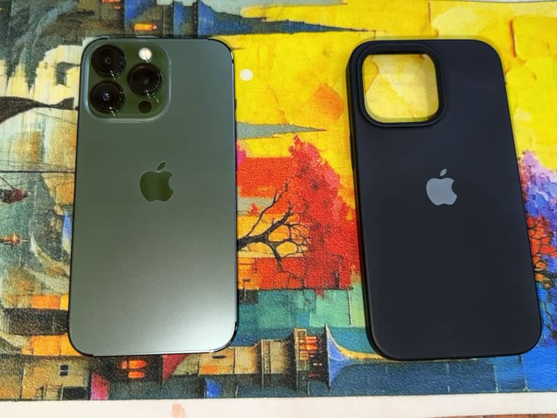 Apple iPhone 13 Pro 0