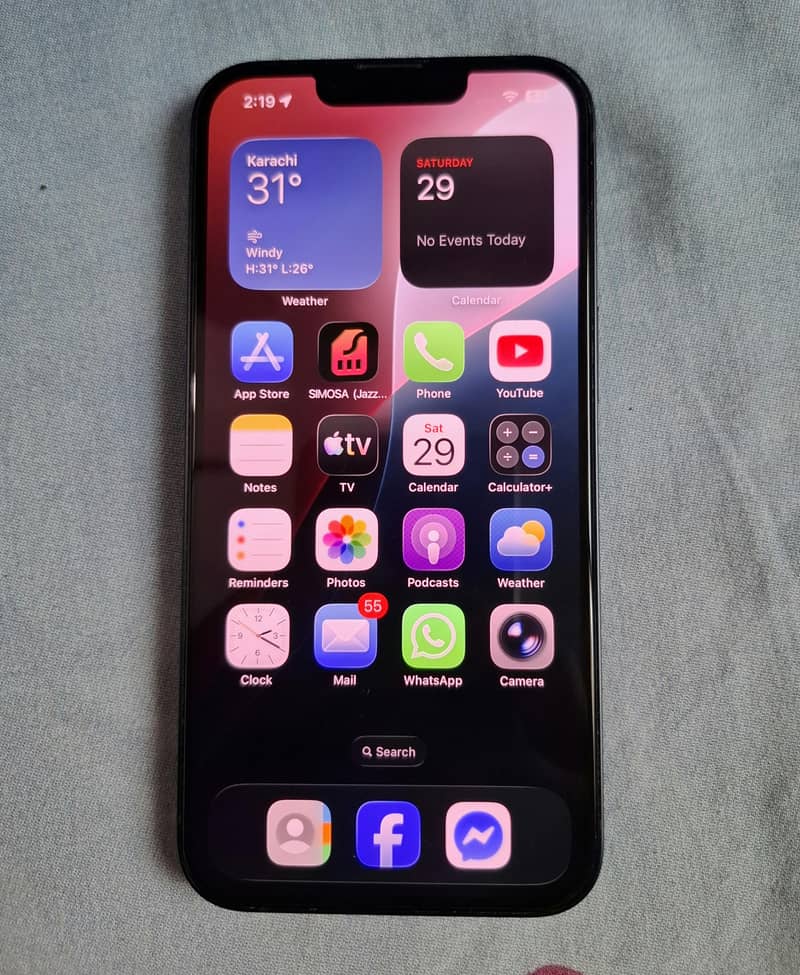 Apple iPhone 13 2