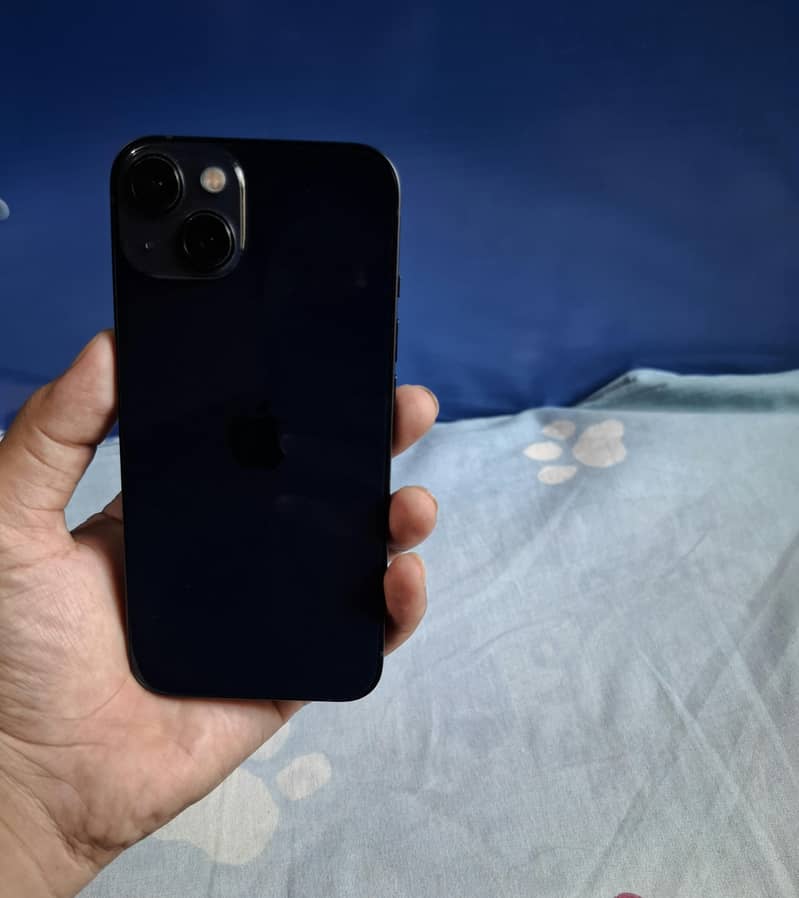Apple iPhone 13 5