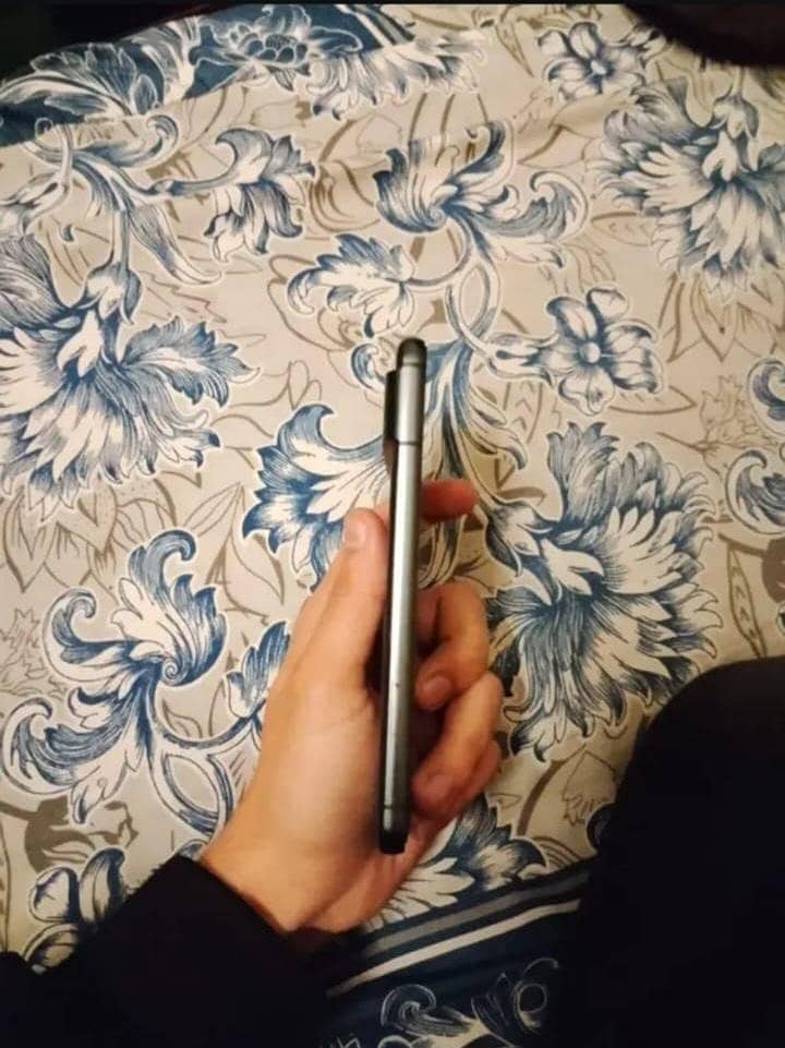 Google Pixel 8 3