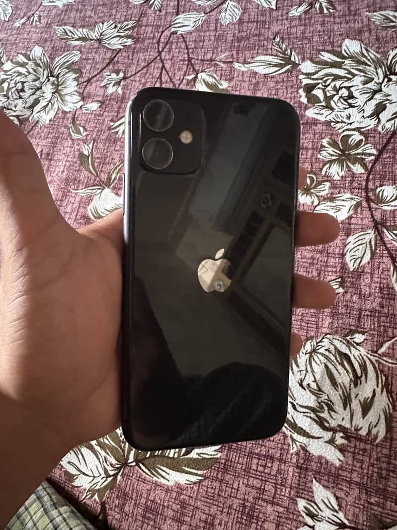 Apple iPhone 11 3