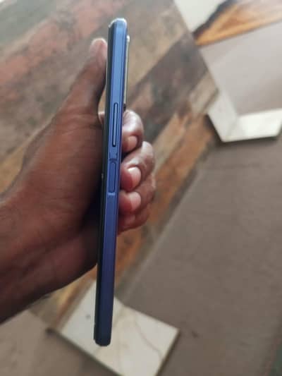 vivo y21