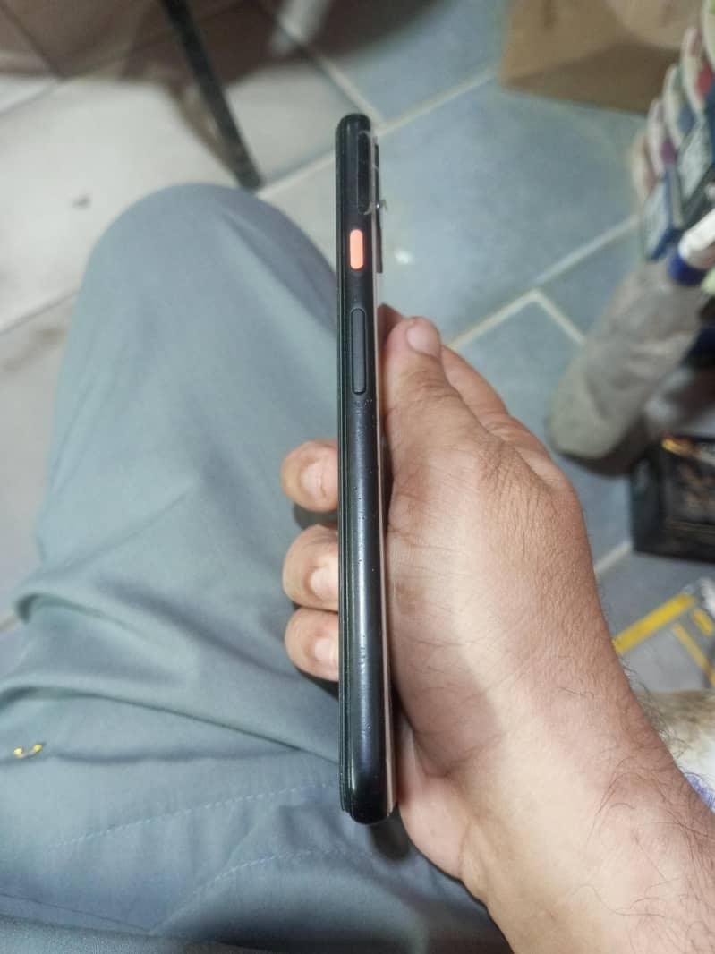 Google Pixel 4 XL 3