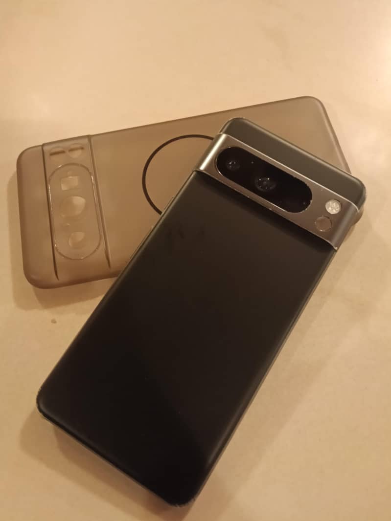 Google Pixel 8 Pro 2