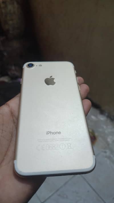 Apple iPhone 7