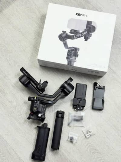 DJI RS 5 Gimbal Stabilizer
