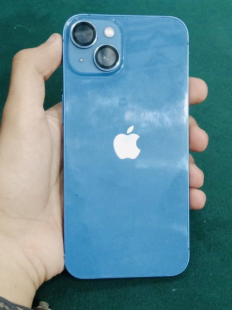 Apple iPhone 13 1