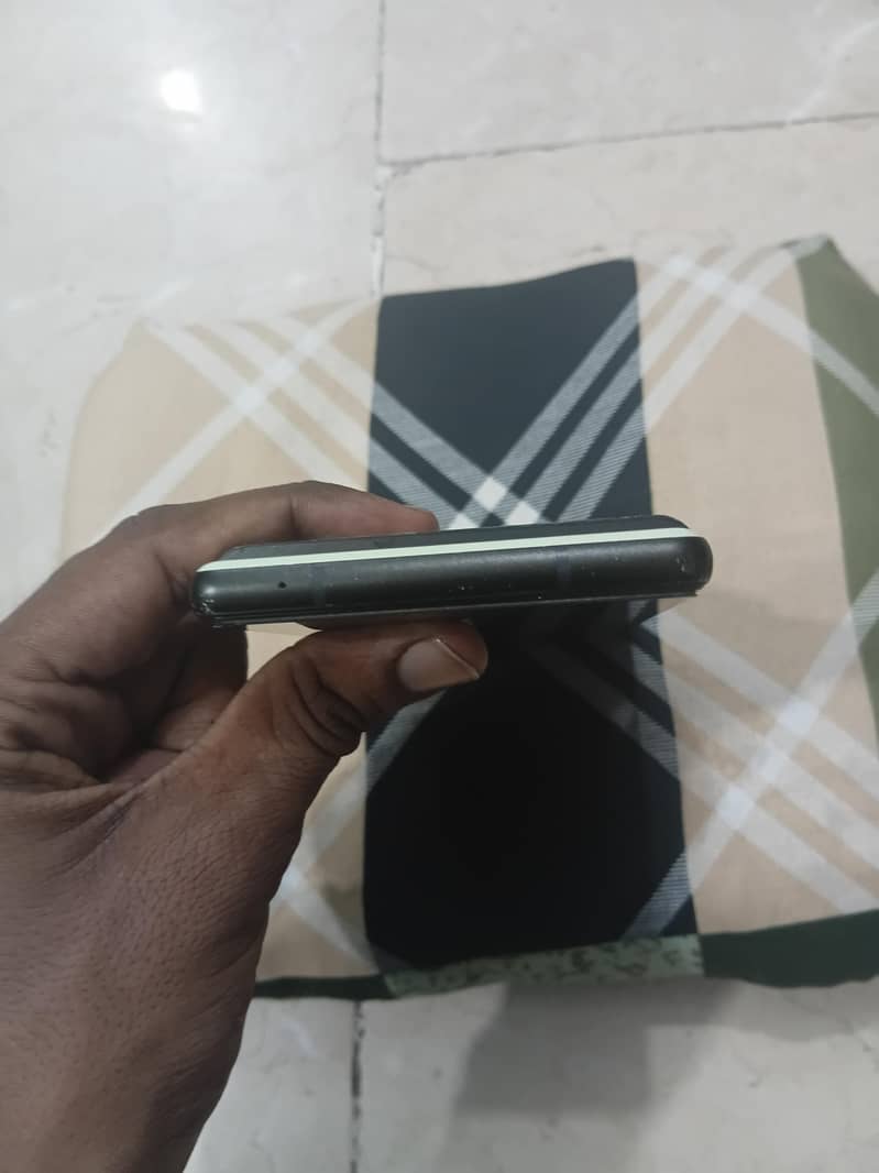 Google Pixel 6 3