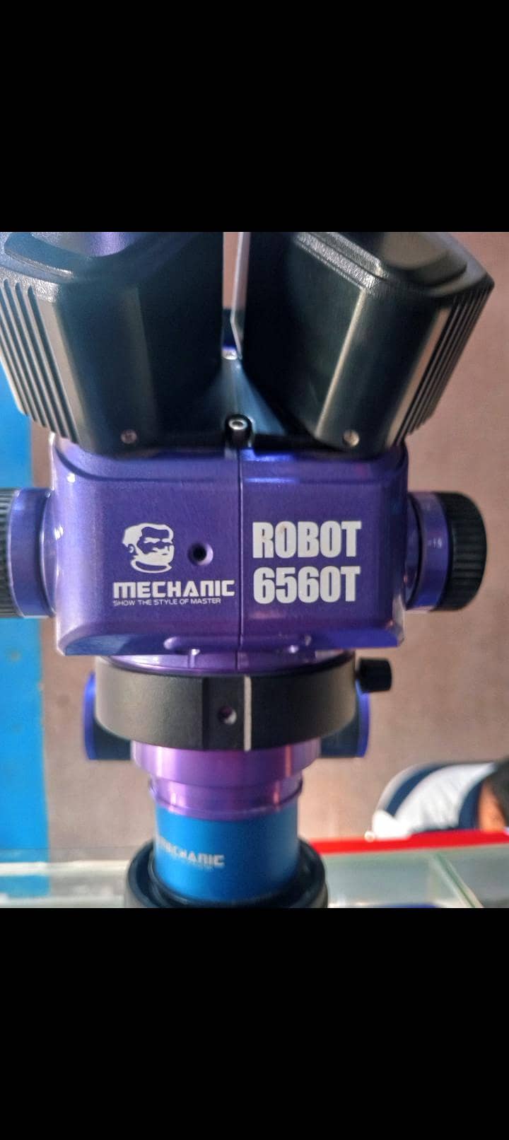 Microscope Robo 6560T 2