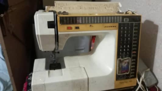 janome sweing machine for urgent sale