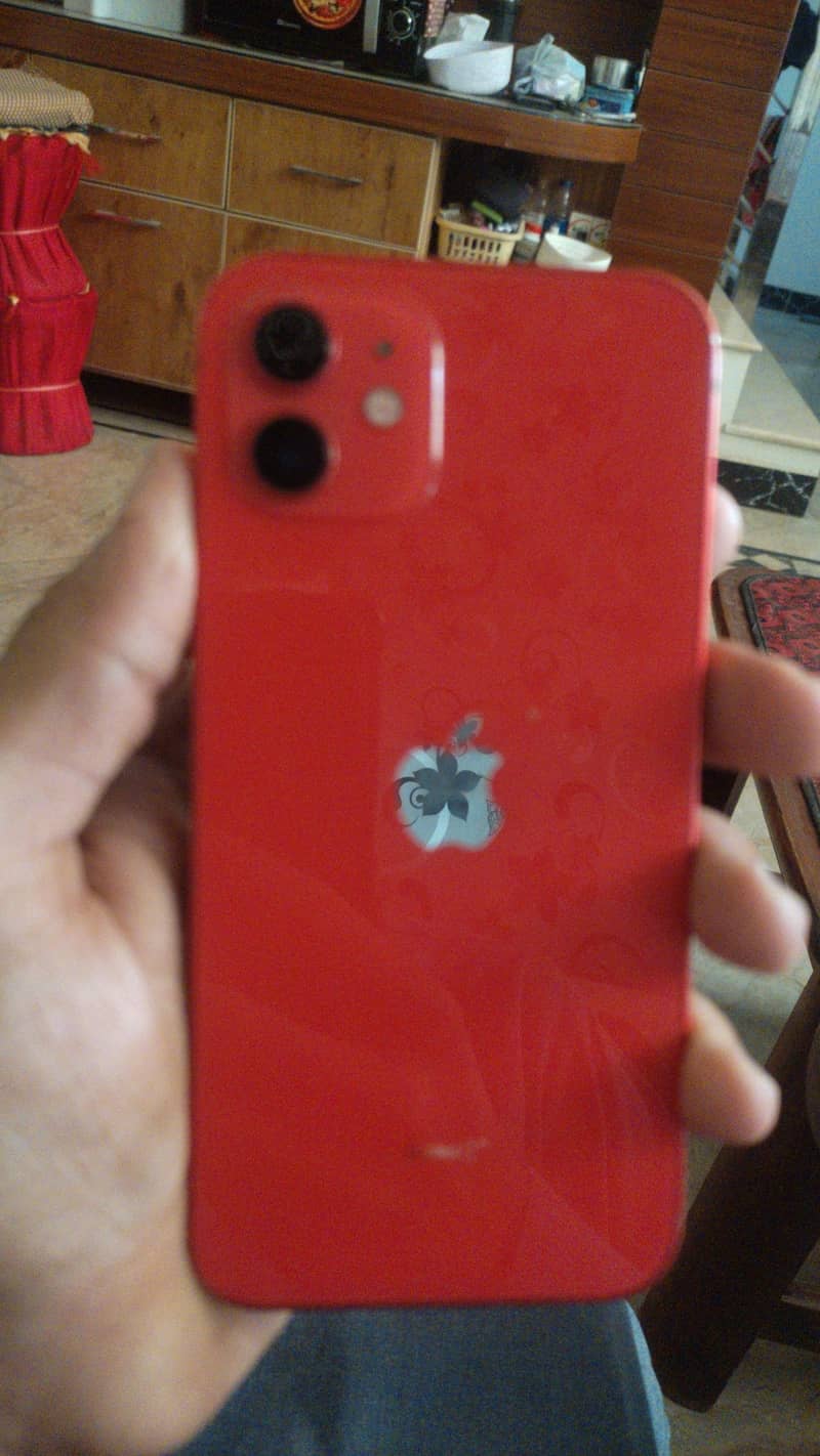Apple iPhone 12 1