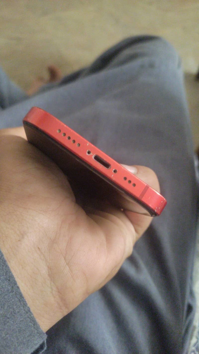 Apple iPhone 12 3