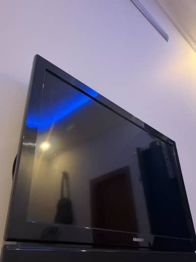 New lcd full hd