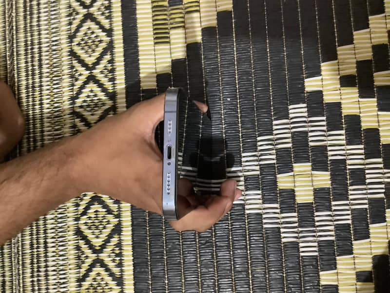 Apple iPhone 13 Pro Max 5