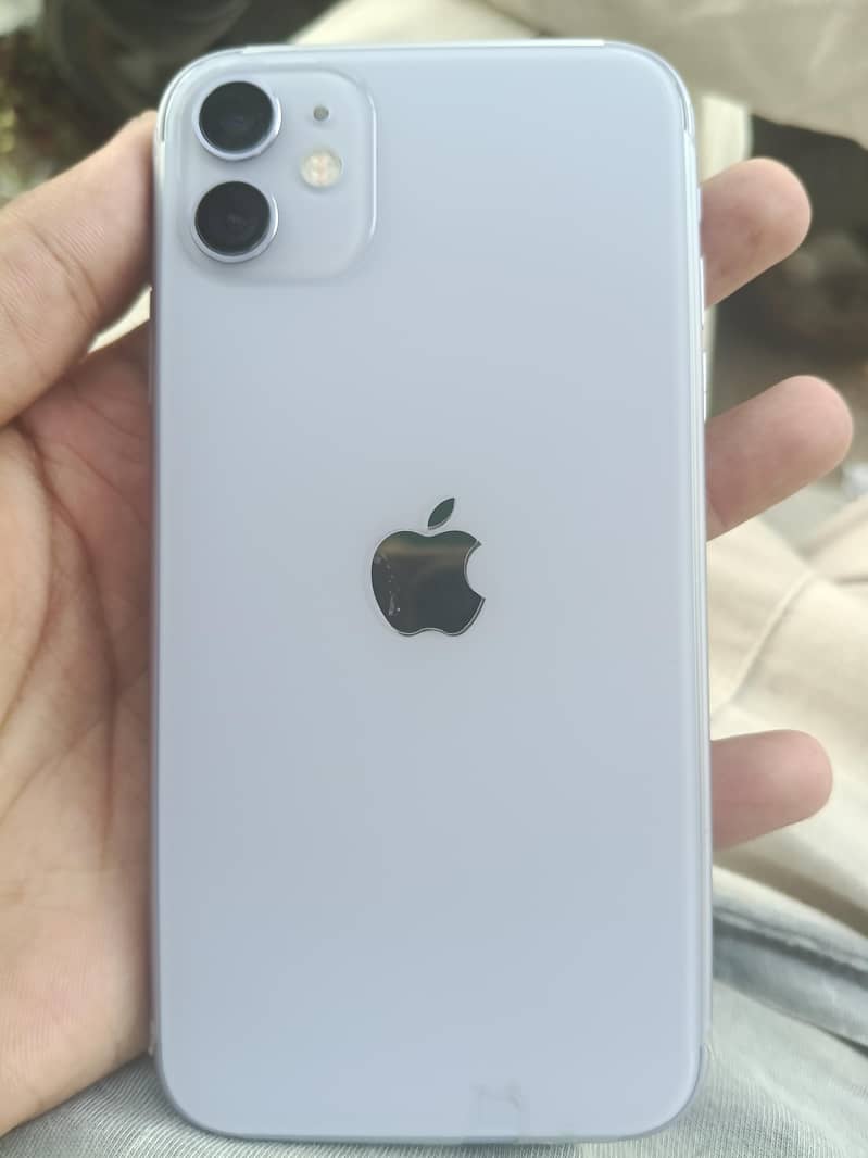 Apple iPhone 11 3