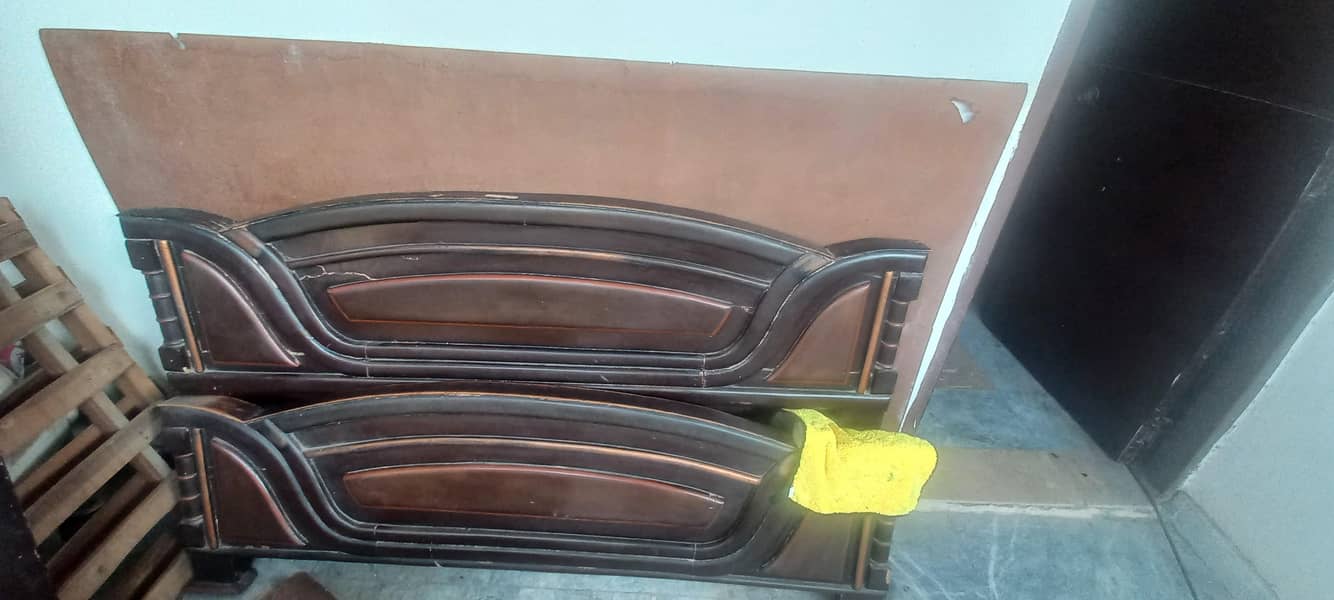 Double Bed 0