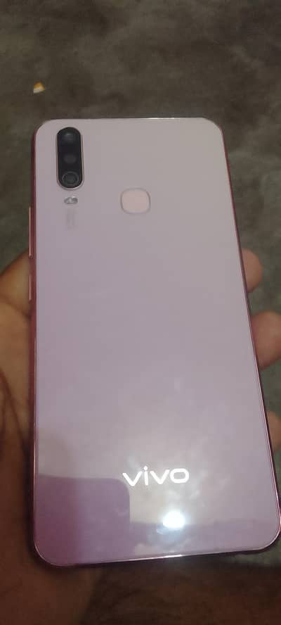 Vivo Y17