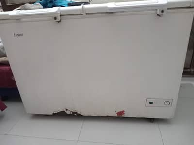 selling Dawlance freezer