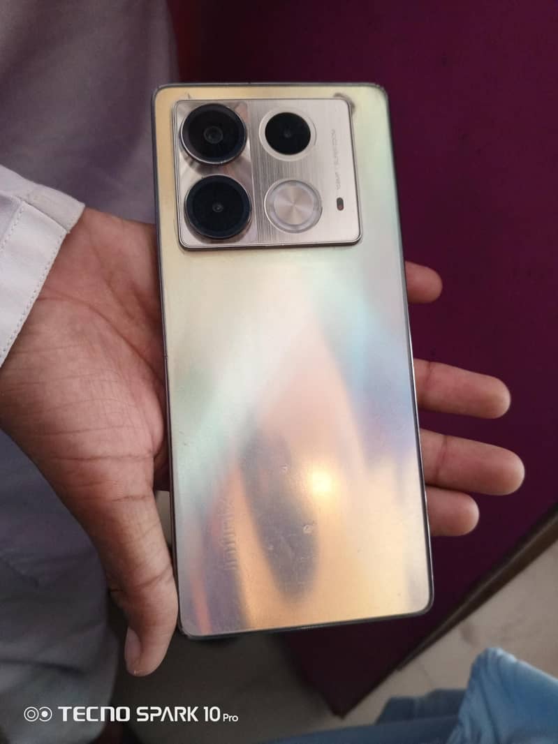 Infinix note 40 0