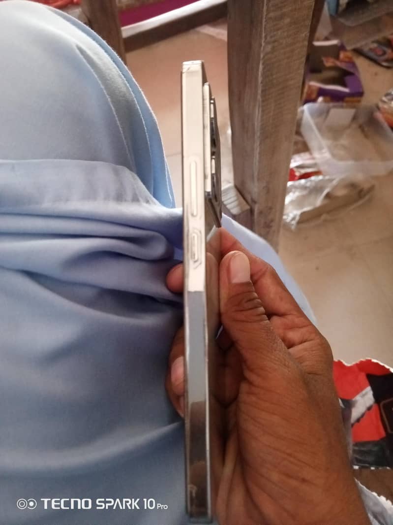 Infinix note 40 2