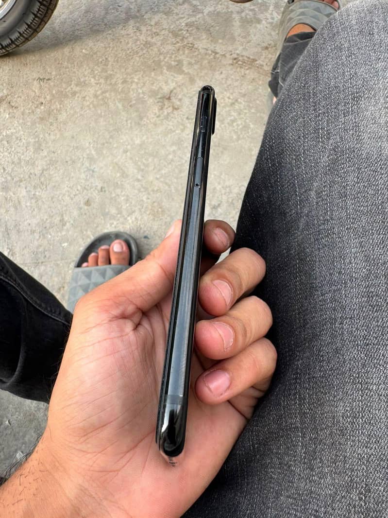 Apple iPhone 7 Plus 2