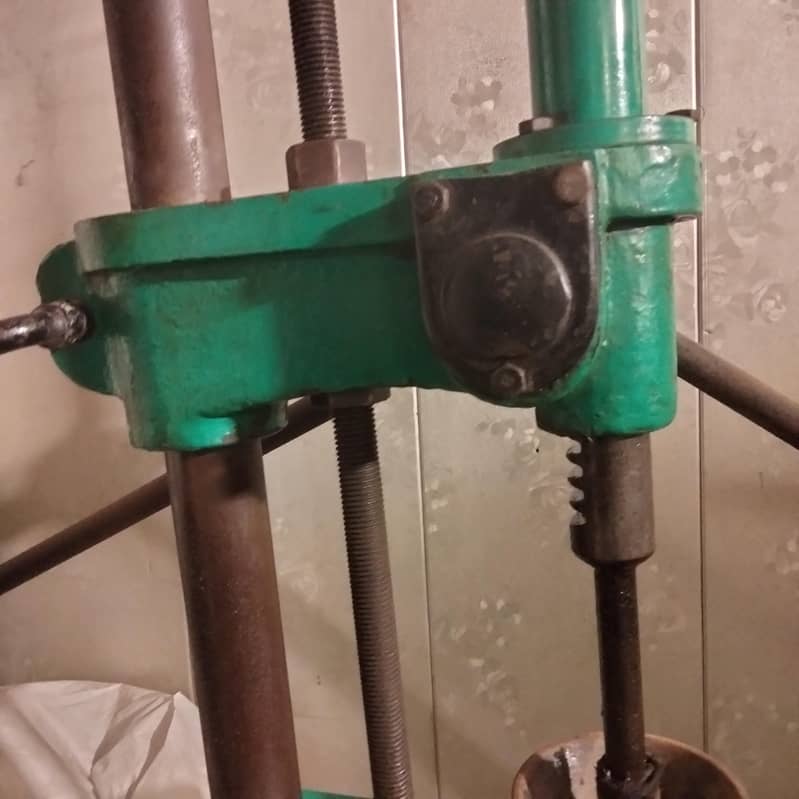 hand molding machine 8