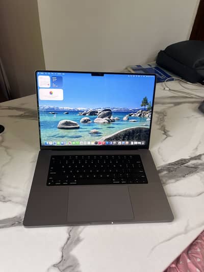 Macbook M1 Pro — 16” inches — 94 Battery Health— 16/512
