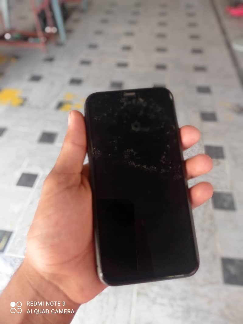 Apple iPhone 11 1