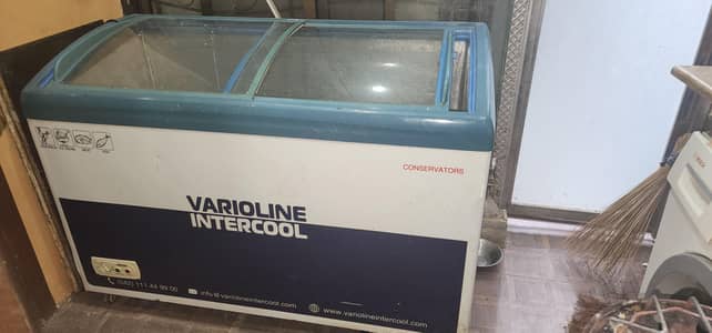 Good quality deep freezer available for sale