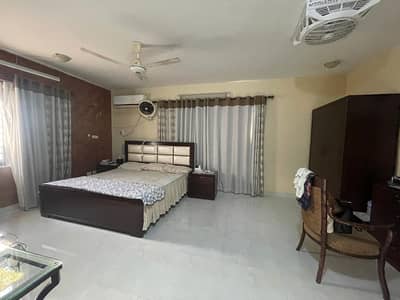 PREMIUM 300 SQ YD 4-BEDROOM BUNGALOW WITH BASEMENT FOR SALE IN DHA PHASE 4
