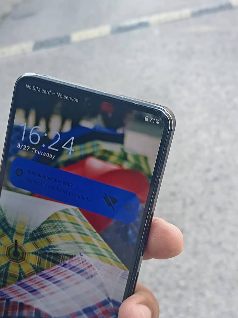Sharp Aquos Sense7 5