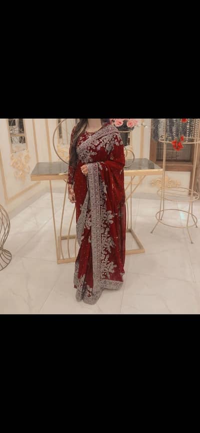 Mehrun stitched saree