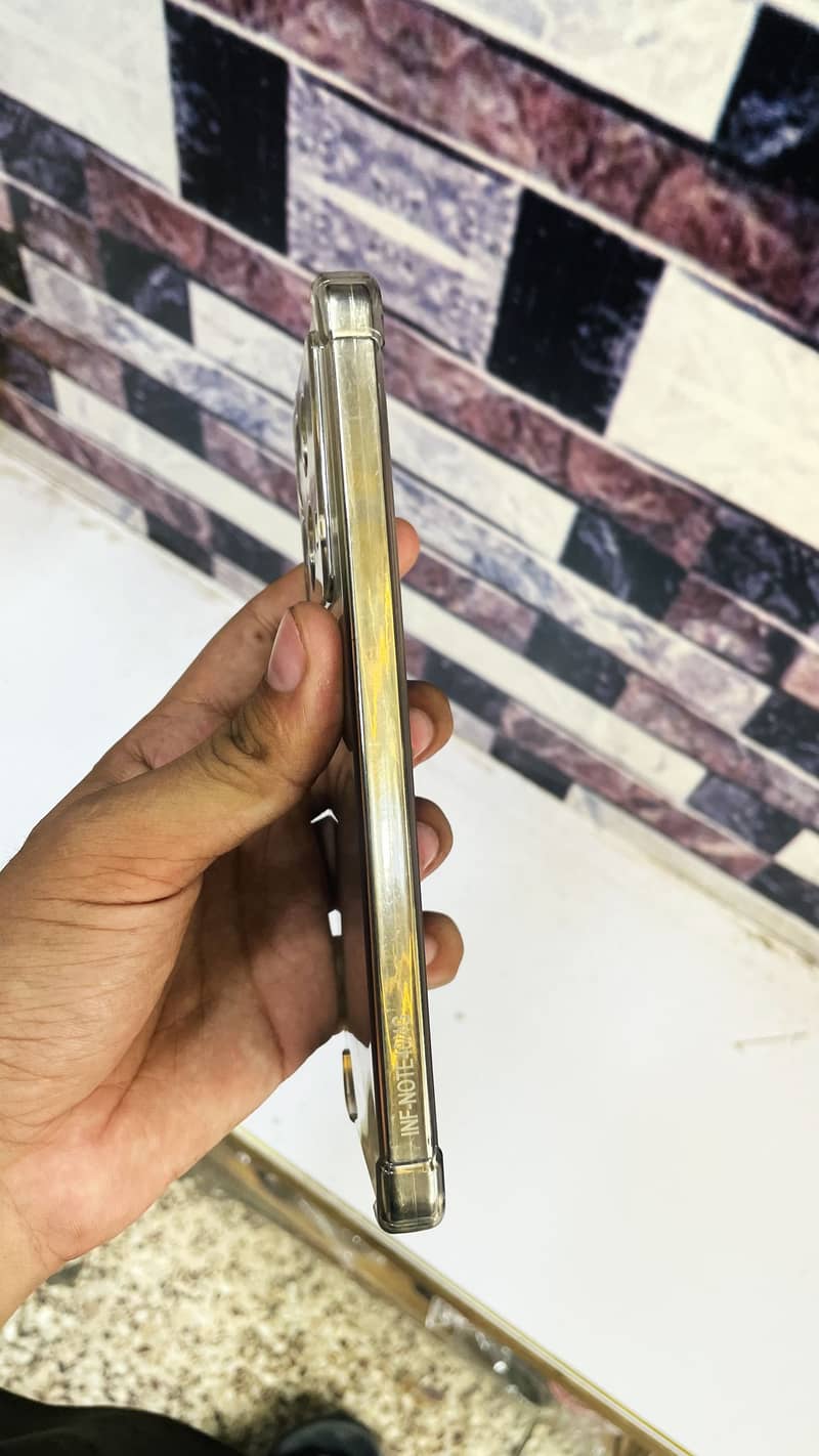 Infinix Note 40 7