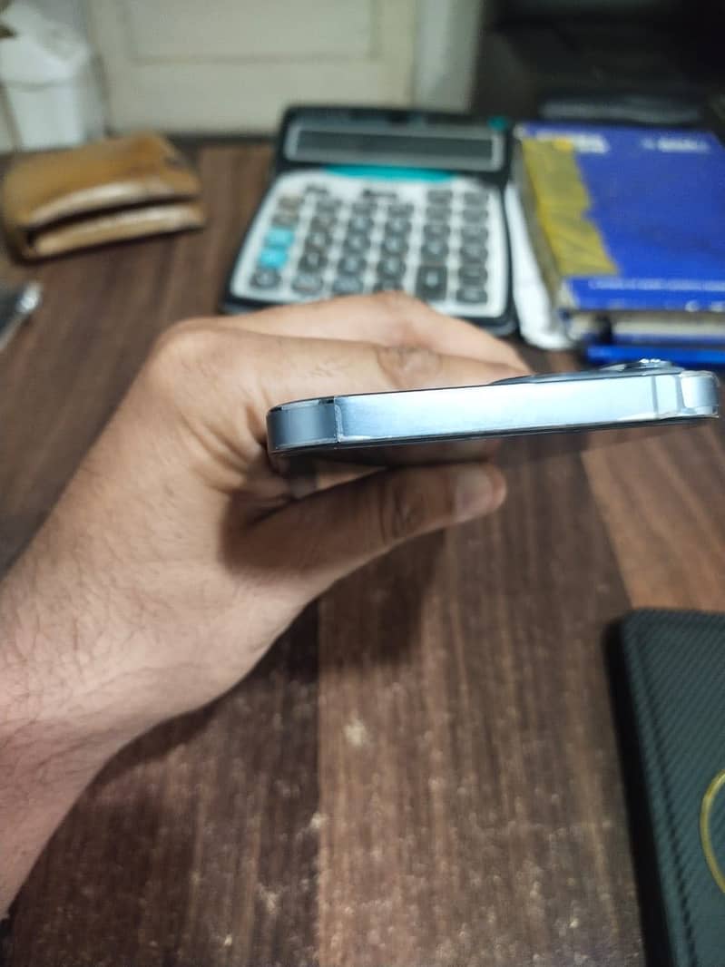 Apple iPhone 13 Pro Max 5