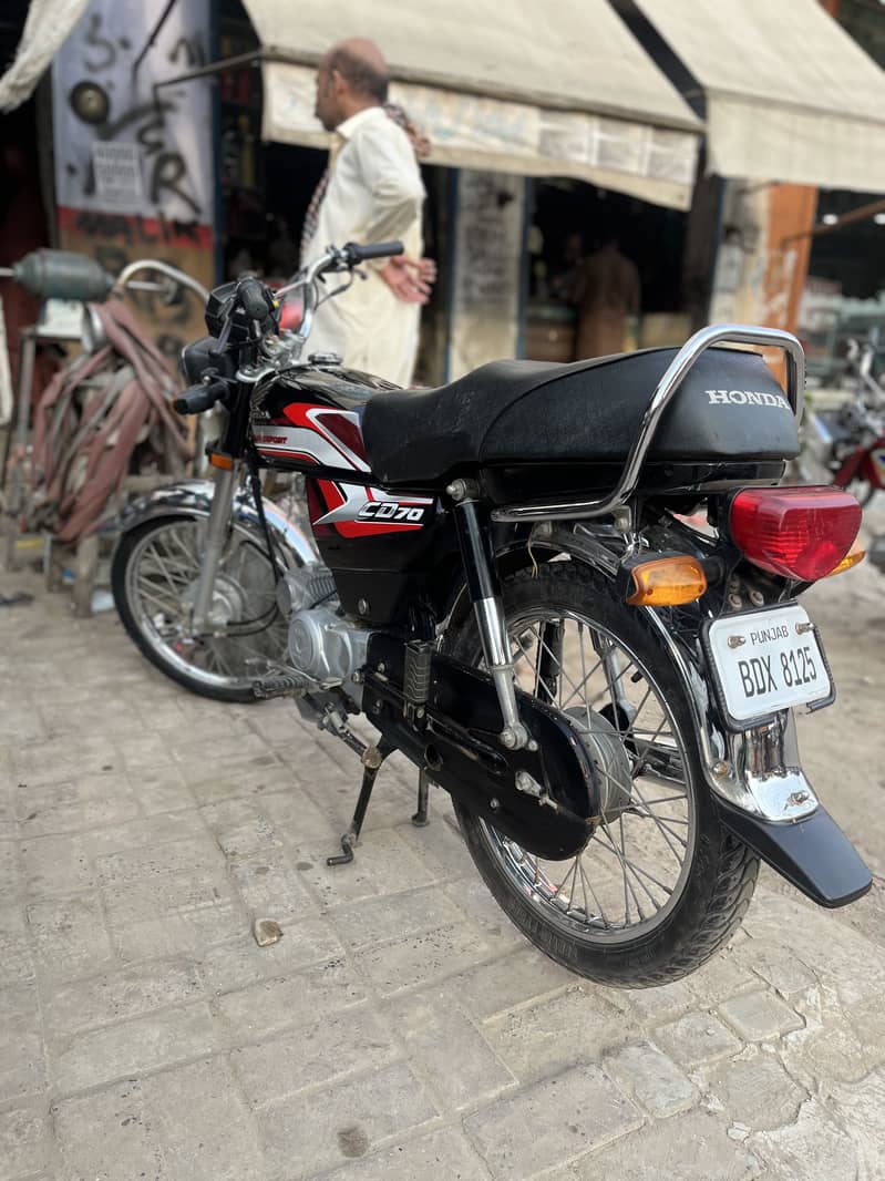Honda cd70 6