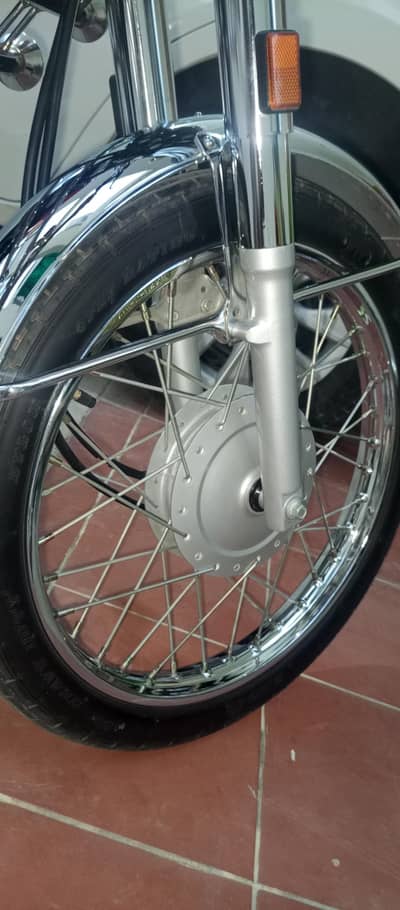 Honda 125 25/26