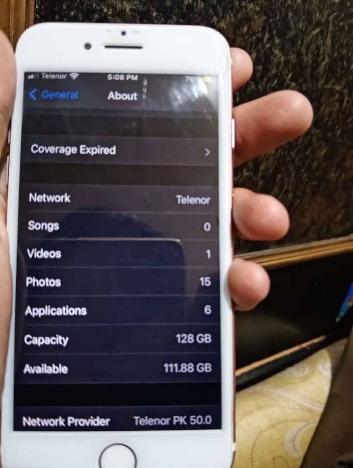 Apple iPhone 7 1