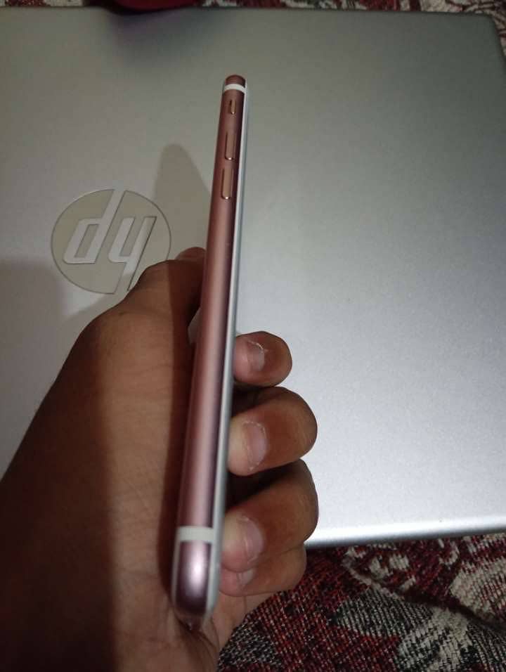 Apple iPhone 7 5