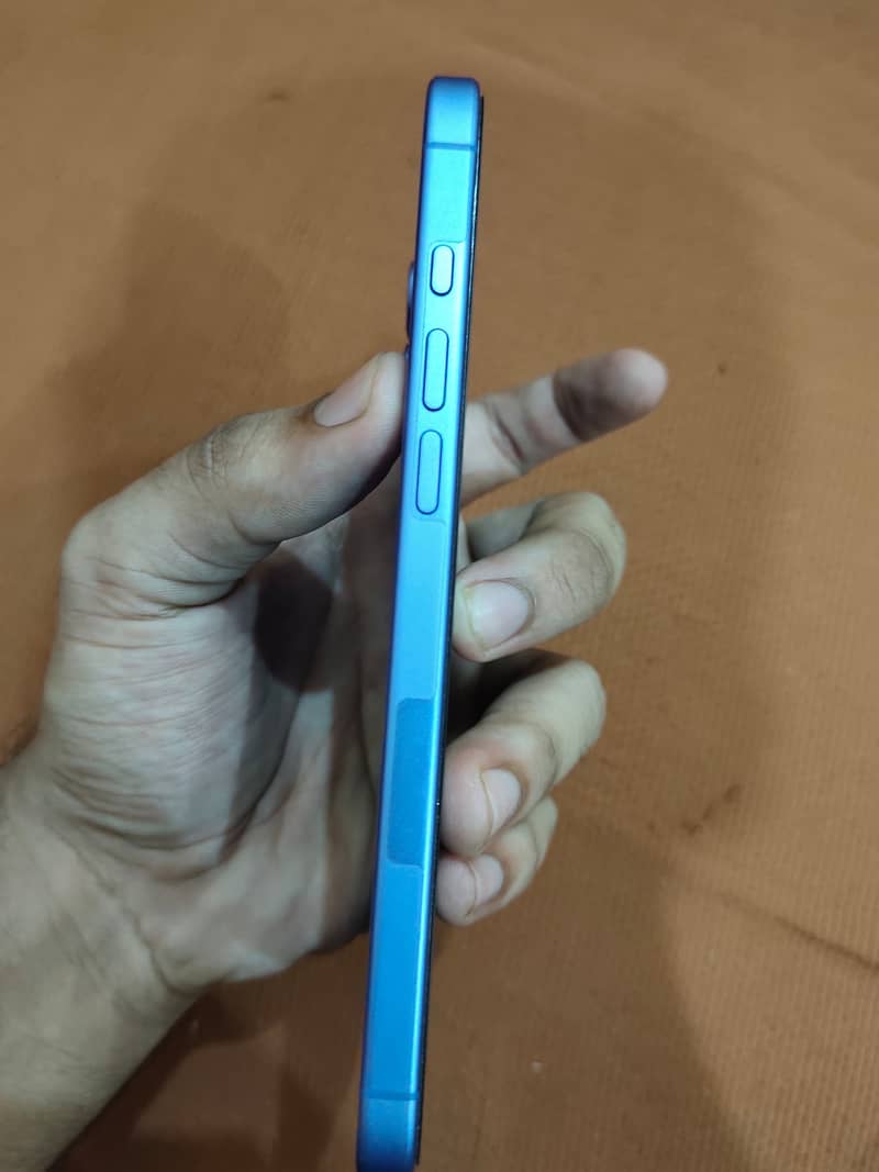 Apple iPhone 16 Plus 5