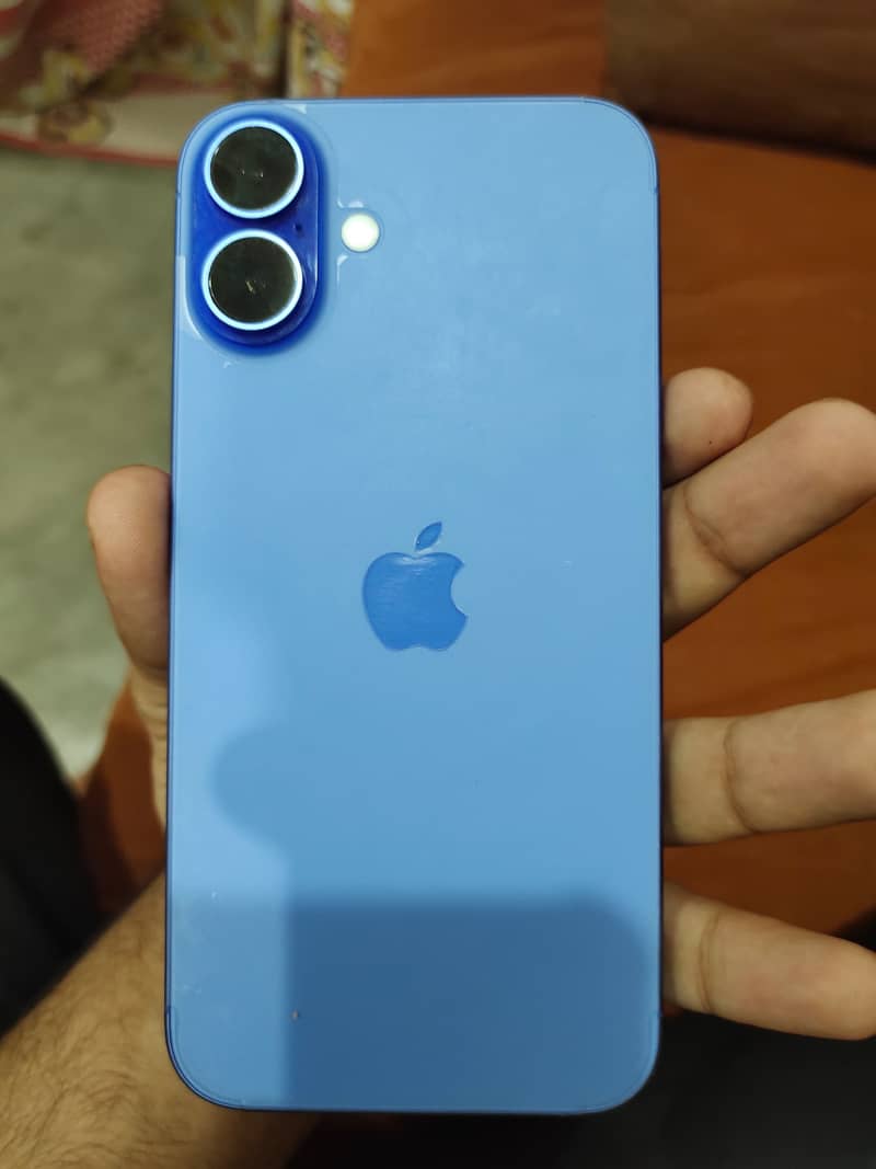 Apple iPhone 16 Plus 7