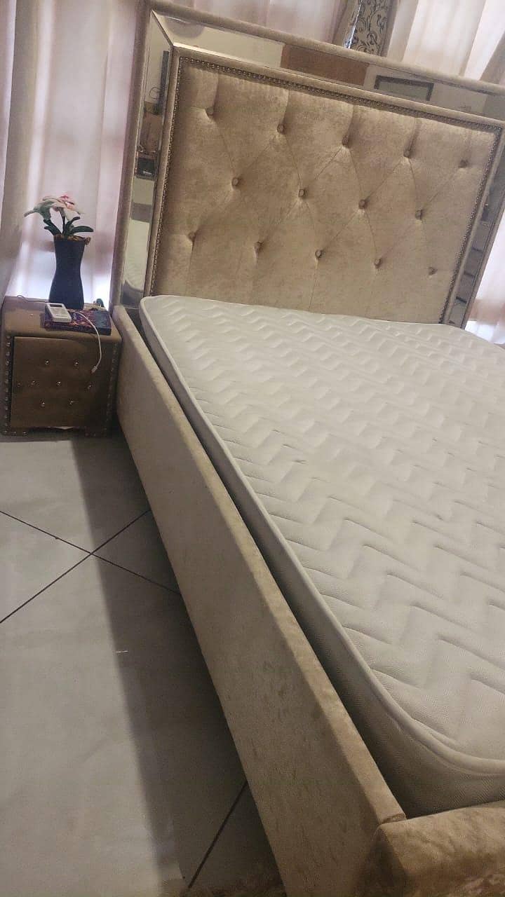 imported  queen size bed 4