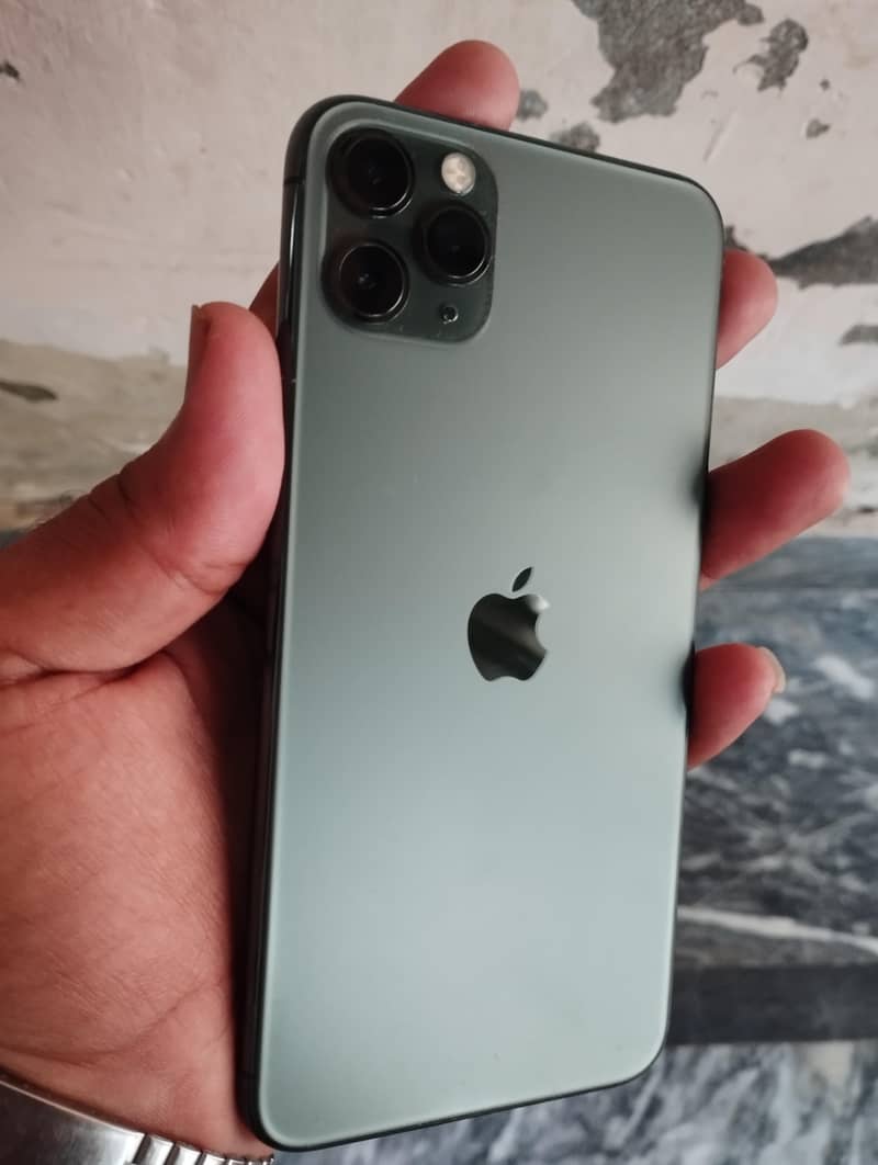 Apple iPhone 11 Pro Max 1